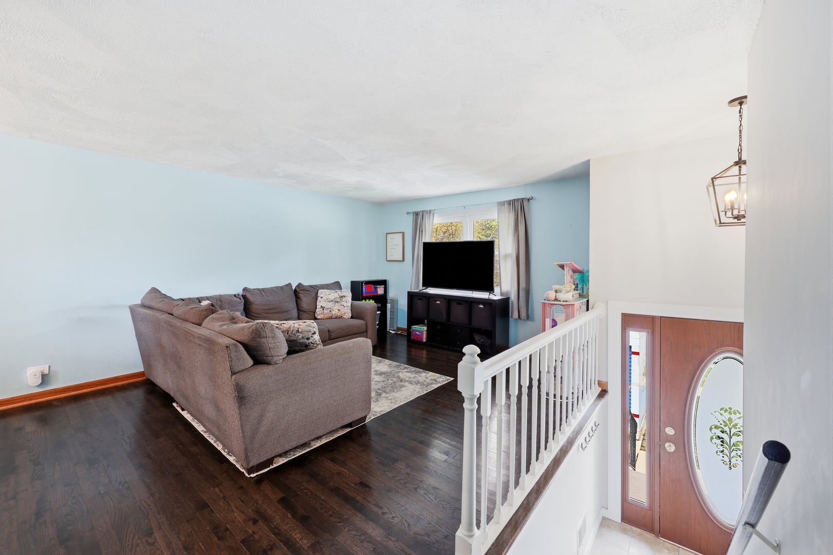 1419 Hampton Lane