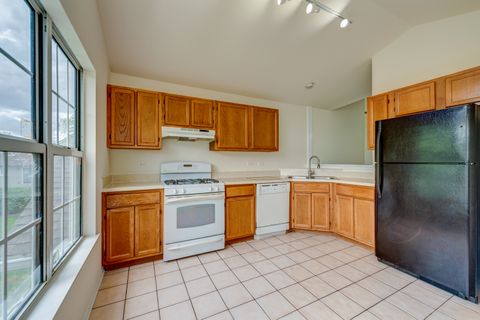 Tiny photo for 338 Ashford Circle #2, Bartlett, IL 60103 (MLS # 12632950)