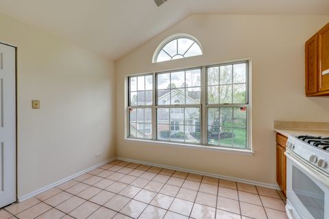 Tiny photo for 338 Ashford Circle #2, Bartlett, IL 60103 (MLS # 12632950)