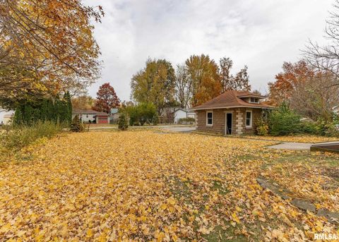 Tiny photo for 307 E COURT Street, Cambridge, IL 61238 (MLS # QC4269212)