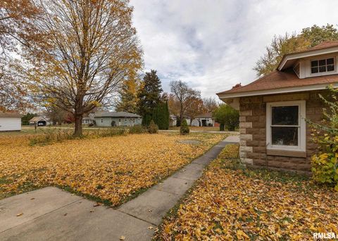 Tiny photo for 307 E COURT Street, Cambridge, IL 61238 (MLS # QC4269212)