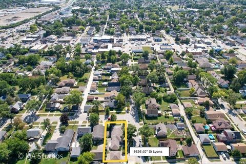 Tiny photo for 8636 40th Street, Lyons, IL 60534 (MLS # 12506127)