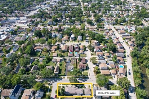 Tiny photo for 8636 40th Street, Lyons, IL 60534 (MLS # 12506127)