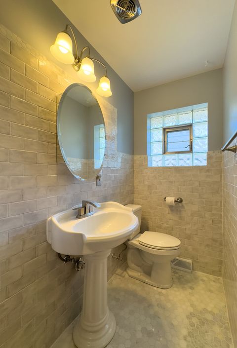 Tiny photo for 8636 40th Street, Lyons, IL 60534 (MLS # 12506127)