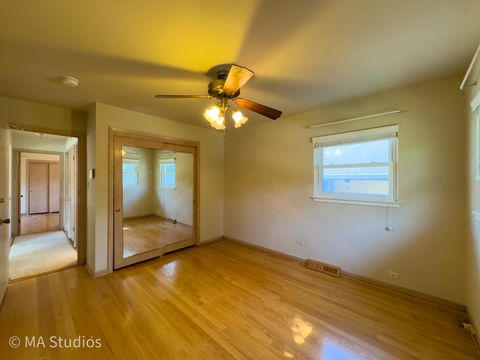 Tiny photo for 8636 40th Street, Lyons, IL 60534 (MLS # 12506127)