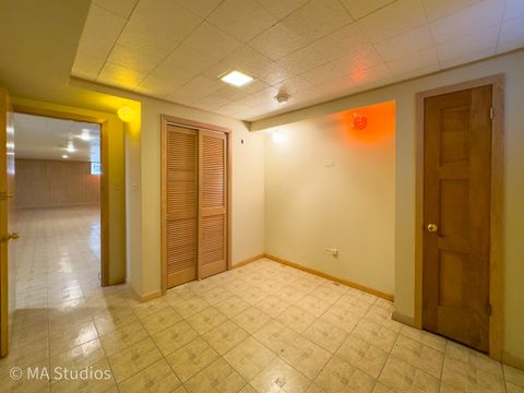 Tiny photo for 8636 40th Street, Lyons, IL 60534 (MLS # 12506127)