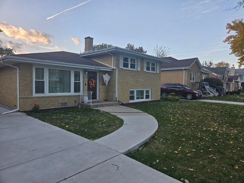 Tiny photo for 614 Forest Road, La Grange Park, IL 60526 (MLS # 12527757)