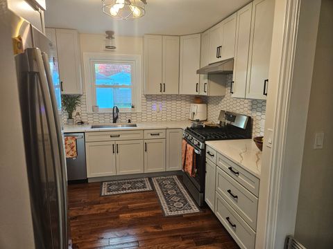 Tiny photo for 614 Forest Road, La Grange Park, IL 60526 (MLS # 12527757)