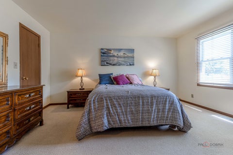 Tiny photo for 135 Newtown Drive, Buffalo Grove, IL 60089 (MLS # 12684344)