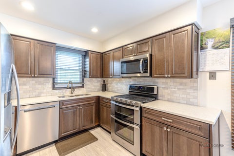 Tiny photo for 135 Newtown Drive, Buffalo Grove, IL 60089 (MLS # 12684344)