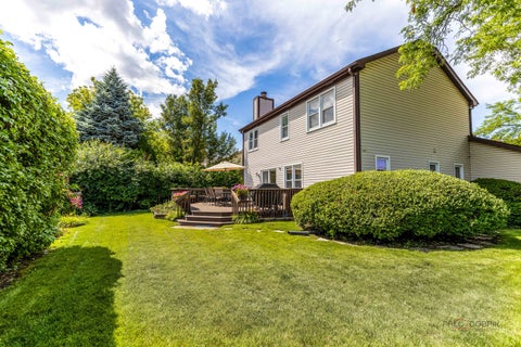Tiny photo for 135 Newtown Drive, Buffalo Grove, IL 60089 (MLS # 12684344)
