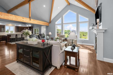 Tiny photo for 1335 N UTAH Avenue, Davenport, IA 52804 (MLS # 12623568)