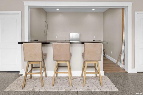 Tiny photo for 1335 N UTAH Avenue, Davenport, IA 52804 (MLS # 12623568)