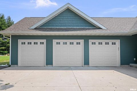 Tiny photo for 1335 N UTAH Avenue, Davenport, IA 52804 (MLS # 12623568)