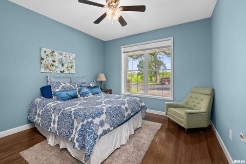 Tiny photo for 1335 N UTAH Avenue, Davenport, IA 52804 (MLS # 12623568)