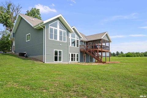 Tiny photo for 1335 N UTAH Avenue, Davenport, IA 52804 (MLS # 12623568)