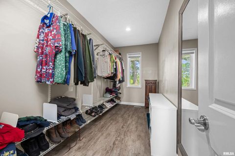 Tiny photo for 1335 N UTAH Avenue, Davenport, IA 52804 (MLS # 12623568)