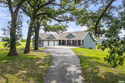 Tiny photo for 1335 N UTAH Avenue, Davenport, IA 52804 (MLS # 12623568)