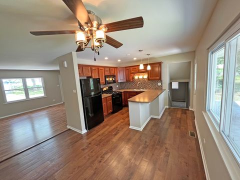 Tiny photo for 4240 Greenbrier Lane, Richton Park, IL 60471 (MLS # 12416245)