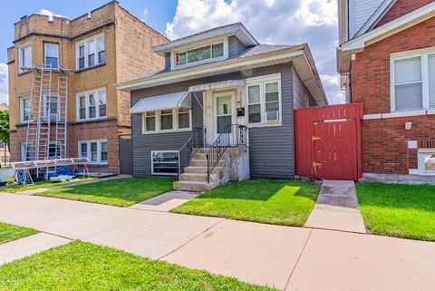 Photo of 5505 W Parker Avenue, Chicago, IL 60639 (MLS # 12518103)