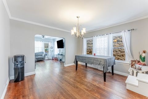 Tiny photo for 5505 W Parker Avenue, Chicago, IL 60639 (MLS # 12518103)