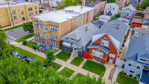Tiny photo for 5505 W Parker Avenue, Chicago, IL 60639 (MLS # 12518103)