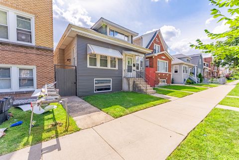 Tiny photo for 5505 W Parker Avenue, Chicago, IL 60639 (MLS # 12518103)