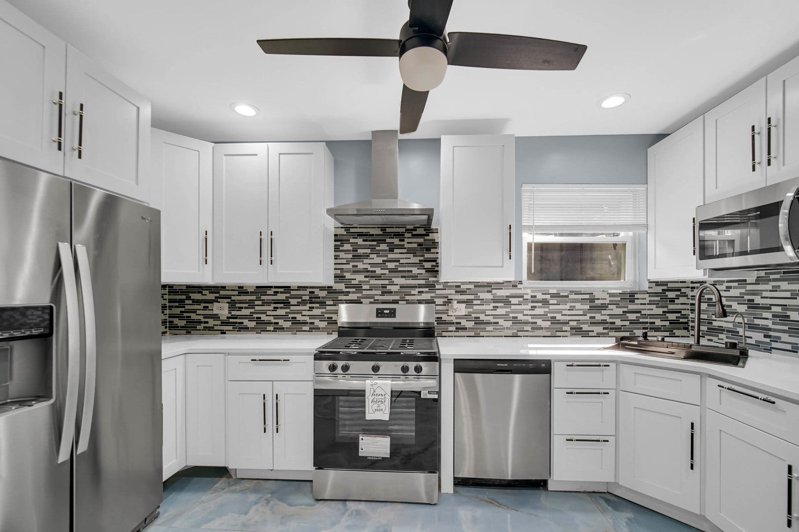 1249 W 97th Street