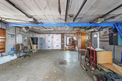 Tiny photo for 811 W Harvard Street, Champaign, IL 61820 (MLS # 12539302)