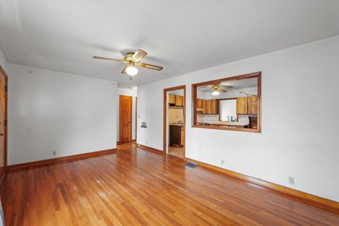 Tiny photo for 811 W Harvard Street, Champaign, IL 61820 (MLS # 12539302)