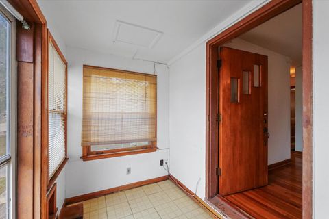 Tiny photo for 811 W Harvard Street, Champaign, IL 61820 (MLS # 12539302)