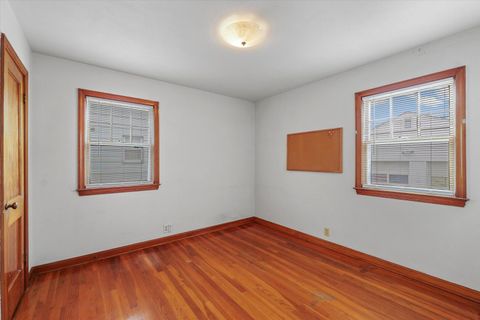 Tiny photo for 811 W Harvard Street, Champaign, IL 61820 (MLS # 12539302)