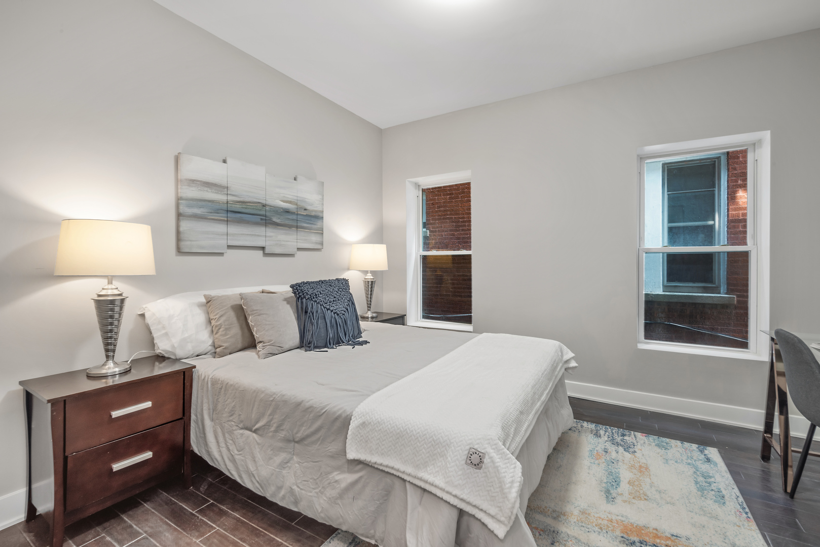 Oak Park, Illinois 60302, United States, 13 Bedrooms Bedrooms, ,5 BathroomsBathrooms,Residential,Active,205415