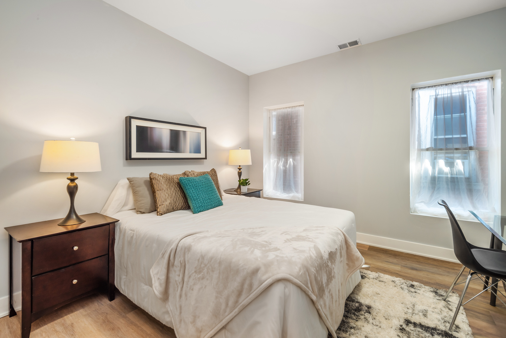 Oak Park, Illinois 60302, United States, 13 Bedrooms Bedrooms, ,5 BathroomsBathrooms,Residential,Active,205415