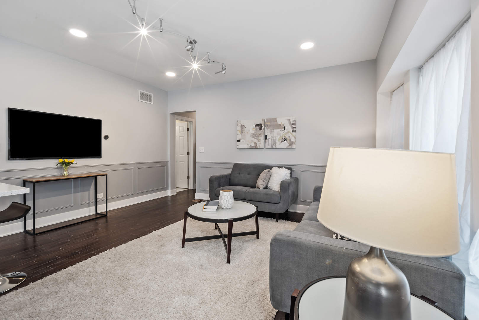 Oak Park, Illinois 60302, United States, 13 Bedrooms Bedrooms, ,5 BathroomsBathrooms,Residential,Active,205415