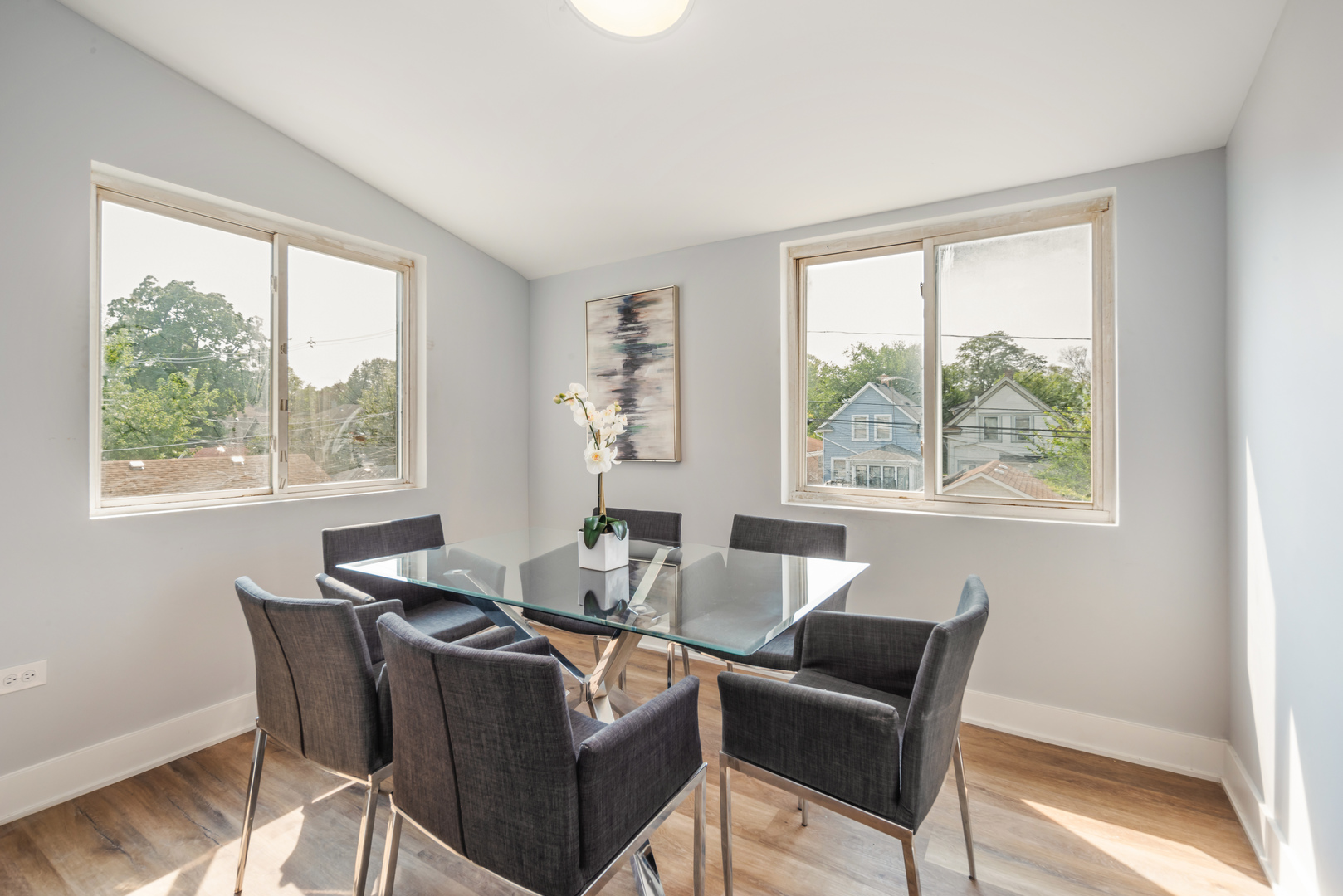 Oak Park, Illinois 60302, United States, 13 Bedrooms Bedrooms, ,5 BathroomsBathrooms,Residential,Active,205415