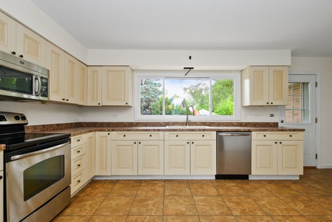 Tiny photo for 4915 Spring Road, Oak Lawn, IL 60453 (MLS # 12736744)