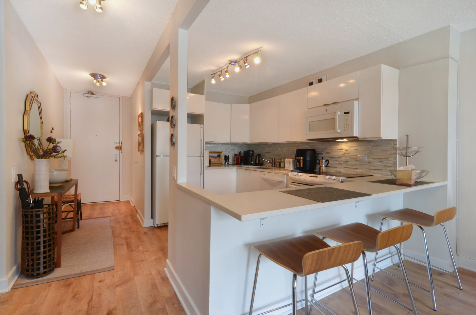 405 N WABASH Avenue 609