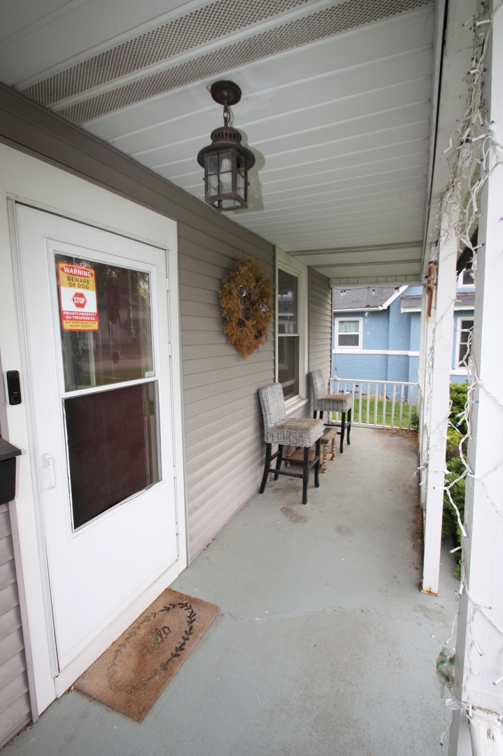 1442 W High Street