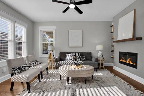 Tiny photo for 9824 S Escanaba Avenue, Chicago, IL 60617 (MLS # 12686332)