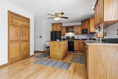 Tiny photo for 59 Bandecon Way, Bloomington, IL 61704 (MLS # 12542368)