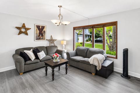Tiny photo for 810 Jennifer Court, Algonquin, IL 60102 (MLS # 12668387)
