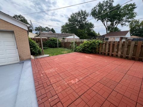Tiny photo for 7427 TRIPP Avenue, Skokie, IL 60076 (MLS # 12430437)