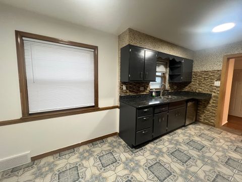 Tiny photo for 7427 TRIPP Avenue, Skokie, IL 60076 (MLS # 12430437)