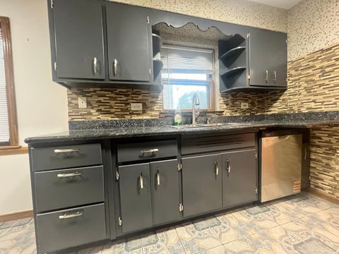 Tiny photo for 7427 TRIPP Avenue, Skokie, IL 60076 (MLS # 12430437)