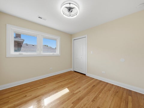 Tiny photo for 10029 Kedvale Avenue, Oak Lawn, IL 60453 (MLS # 12793317)