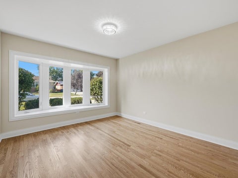 Tiny photo for 10029 Kedvale Avenue, Oak Lawn, IL 60453 (MLS # 12793317)