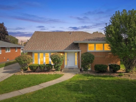 10029 KEDVALE AVE, OAK LAWN, IL 60453 - Image 91cdd40d1f64cc6af5e608d0cd2c2ecc/690731174
