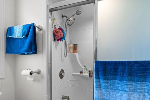 Tiny photo for 192 N Bonnie Brae Avenue, Elmhurst, IL 60126 (MLS # 12568369)