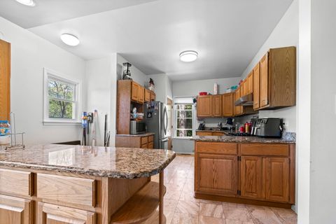 Tiny photo for 192 N Bonnie Brae Avenue, Elmhurst, IL 60126 (MLS # 12568369)